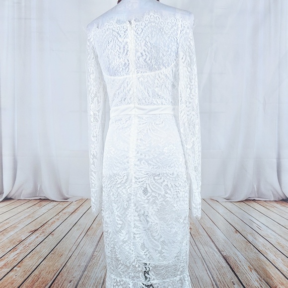 New Gorgeous Lace Mermaid dress - Picture 6 of 8